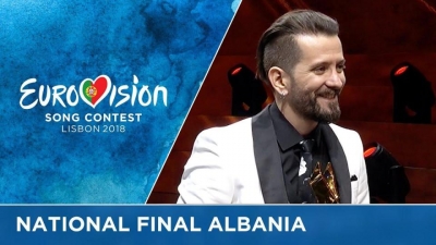 Largoni të rinjtë nga tallavaja dhe muzika banale e importuar!