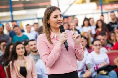Gjosha: Rama bie si Vuçiç, ”fshesa” në diplomaci për inat por pa analizë