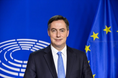 Reagimi i ashpër i David Mcallister: Të shqetësuar nga qëndrimet e Ramës. Mos rrëzoni dekretin e Metës pa folur Venecia