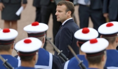 Franca rikthen shërbimin e detyrueshëm ushtarak