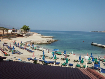 Ulja e euros prek edhe turizmin; Tur Operatorët: Do të ulim fitimet, s’jemi konkurrues me rajonin