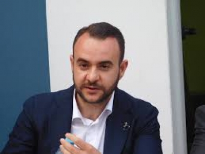 Deputeti Balliu: Shqipëria nuk hyn në BE, Tahiri ka kapur Ramën nga veshët
