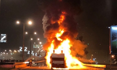 “Harbojnë” pas fitores, serbët i vënë flakën autobusit