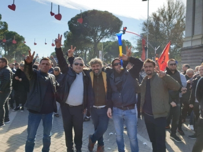 Helmi i leshërve nuk na ndal!