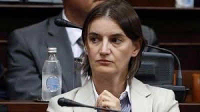 Ministri ia thotë në sy kryeministres serbe: “Roko të ketë dy mama, përderisa Ana ka dy baballarë”