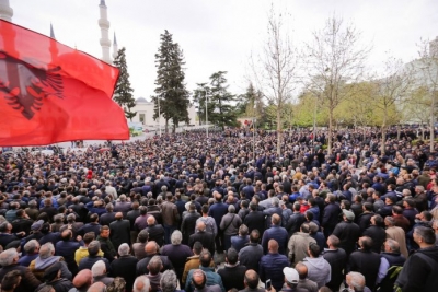Protestuesit e arrestuar, Apeli lë në burg Protoduarin dhe studentin