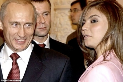 Mediat ruse: E dashura e Putin sjellë në jetë binjakë