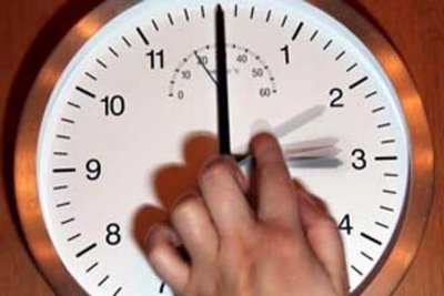 Parlamenti Evropian voton kundër ndërrimit të orës