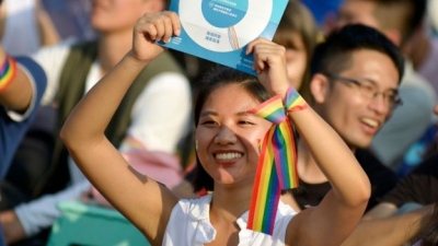 Tajvani mban referendumin për martesën brenda të njëjtit seks