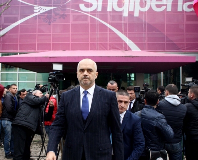 Gazetari apel të fortë socialistëve: Largoni Ramën, në të kundërt PS do të