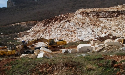 Tre të arrestuar për vdekjen e punëtorit në guroren e Krujës