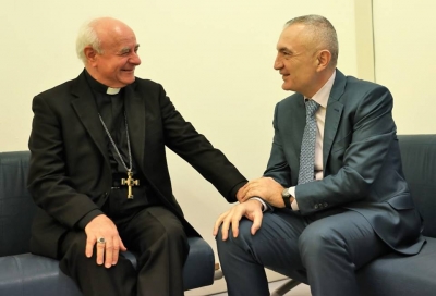 Meta takon Presidentin e Akademisë Papnore për Jetën: Misionar i paqes e demokracisë
