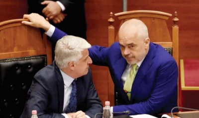 Kosova/Majko kundër Ramës: Shkëmbimi i territoreve, lojë e rrezikshme