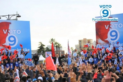 Basha nga Elbasani: Të dielën, 25 prill është dita të ndryshojmë të ardhmen tonë. Të fëmijëve tanë. Dita të sjellim ndryshimin dhe shpresën për vendin tonë!