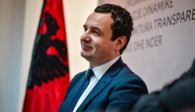 Albin Kurti mbledh figurat kryesore të partisë para takimit me Mustafën