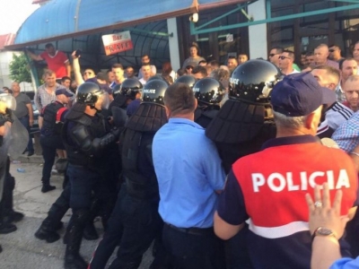 Rama urdhëron Llesh kimikun të nisë arrestimet politike, policia terror në Dibër…