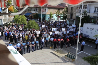 VIDEO/ &#039;Rama ik&#039;! Edhe Mallakastra e pret me protesta kryeministrin