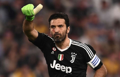 Përplasje në dhomat e zhveshjes, Buffon “hakërrehet” ndaj Benatian