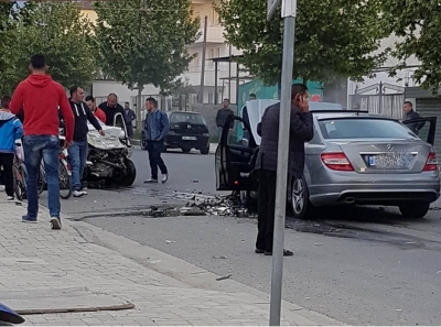 Policia fsheh aksidentin me të plagosur të djalit të kryebashkiakut