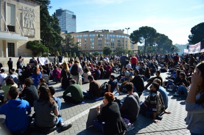 Nisin protestat, nesër ora 11.00 të gjithë para Kryeministrisë, mjaft më me horrat!