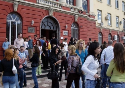 Ja si të llogarisni mundësitë për të qenë fitues në Universitet