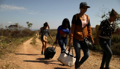 Katastrofë humanitare në Venezuelë, mbi 4 milionë vetë janë larguar nga vendi