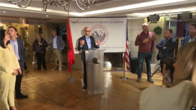 Tiranë: Dhoma Amerikane e Tregtisë organizon &quot;Kthim në Punë&quot;