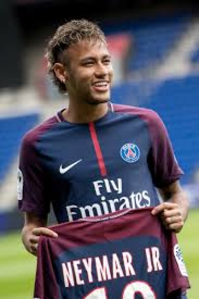 Reali ofron 600 mln euro për Neymar, por ai...