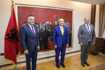 Meta pret familjarë të familjeve Jasharaj dhe Lladrovci: Besimplotë se udhëheqësit dhe institucionet e Kosovës do fitojnë sfidat