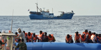 140 emigrantët e shpëtuar në Mesdhe, Salvini: Nuk zbarkojnë në Itali, t’i marrë BE-ja