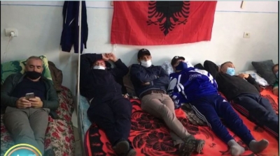 Dita e 11 e grevës, naftëtarët e Ballshit kyçen brenda: Do ndalojmë ujin, dalim vetëm me barela