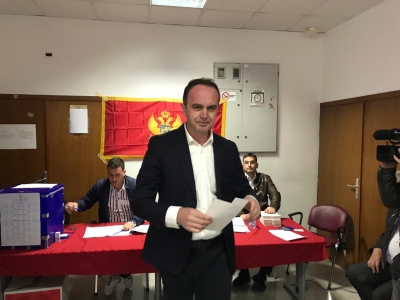 Edhe Tuzi me drejtues shqiptar, Nikë Gjeloshaj fiton zgjedhjet e para për komunën