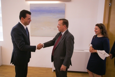 Lulzim Basha me zyrtarin e DASH: Fund kapjes së shtetit, forcim i partneritetit me SHBA