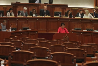Ku punon kjo Arta Marku?