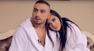 Zbulohen foto, çfarë veshën të ftuarit në dasmën e Elitës dhe Gjikos