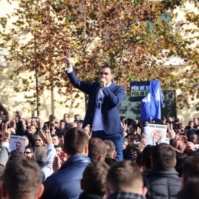 &quot;Asnjë diktator nuk i ka rezistuar dot popullit, s’do ta bëjë dot as Rama&quot;