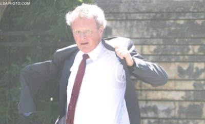 Ky Borchardt, vetëm diplomat që nuk është