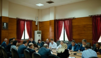 Fermerët i kërkojnë qeverisë më shumë fonde për bimët aromatike mjekësore