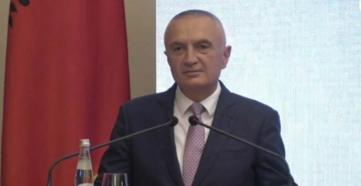 Meta mesazh rinisë shqiptare:Mos u dorëzoni nga vështirësitë e kohës! Këto troje janë mbrojtur me gjakun e heronjve