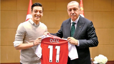 Çështja “Ozil” shndërrohet në luftë diplomatike Gjermani-Turqi