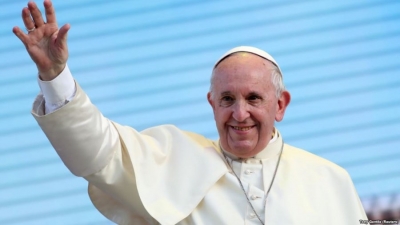 Papa merr ftesën për të vizituar Korenë e Veriut
