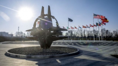 Si mund të shmangë NATO një luftë të re të ftohtë