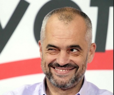 Plas SKANDALI/ Rama u vetëofrua për të marrë refugjatë sirianë në Shqipëri