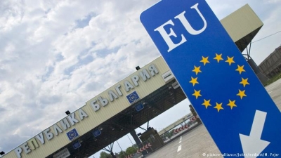 BE: Tregti korruptive me nënshtetësitë europiane