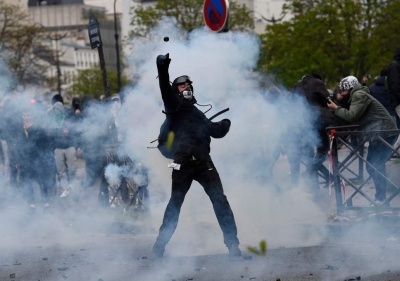 Shikoni si po protestohet në Francë (LIVE)