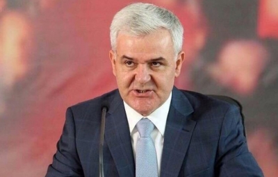 &quot;Rama ndërkohë në pritje të konferencës së Xhafës...&quot;