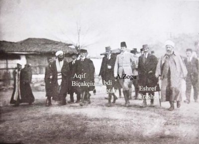 Regjentët dhe ministrat duke hyrë në Tiranë më 11 shkurt 1920