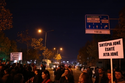 Urdhri i Ardi Veliut: Të mbyllet protesta te “Astiri&quot;