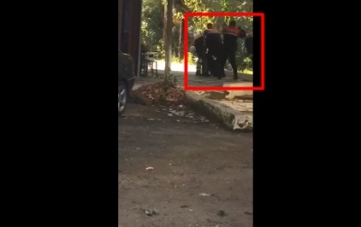 VIDEO-SKANDAL/ &#039;Jam me astmë&#039;, policët rrahin në mes të rrugës qytetarin