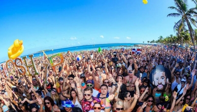 Ky është plazhi i Holandës ku do të jetë festë gjatë gjithë 2018-ës
